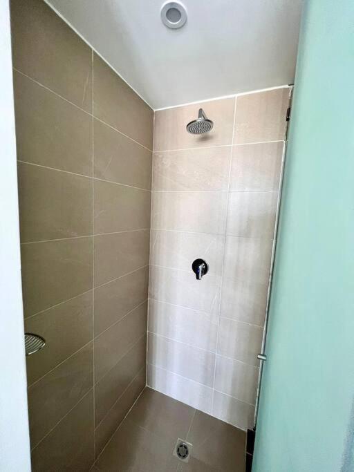 Apartment Rooftop & Pool! Beautiful Loft In Center Cartagena